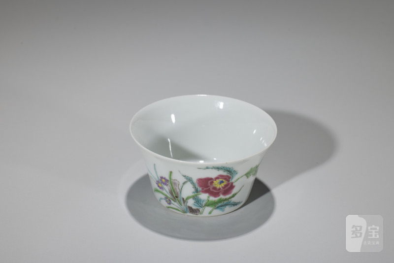 清中期  粉彩蝶恋花马蹄杯 - 图3